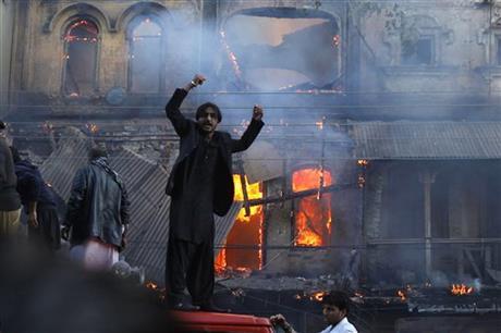 Current Situation in Rawalpindi Under Curfew After Shia Sunni Clash